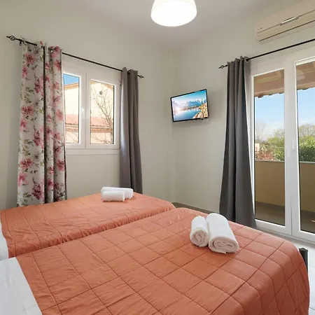 Apartament Feeloxenia Corfu *